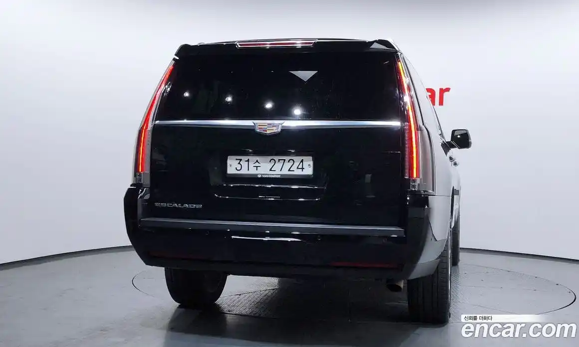 Cadillac Escalade 2018 6.2 гидро в Москве № 256462, фото 3