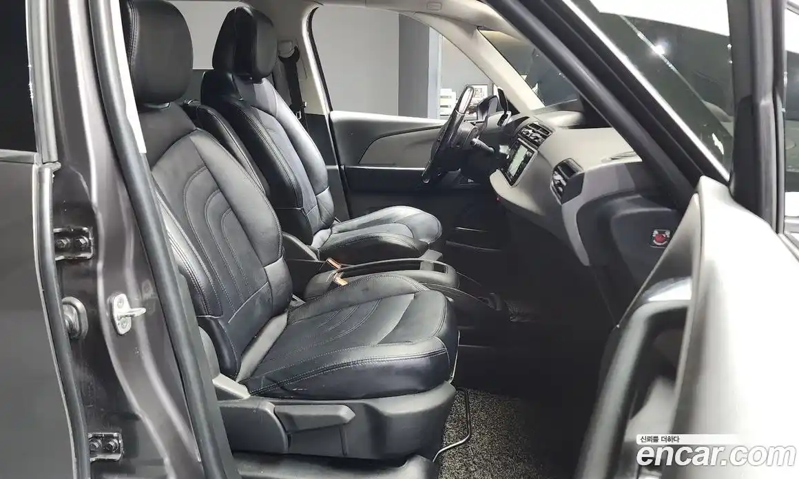 Citroen C4 Picasso 2018 1.6 гидро в Москве № 256831, фото 11