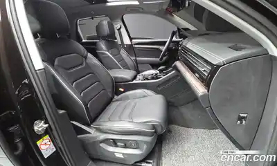 Volkswagen Touareg 2024 3.0 гидро в Москве № 276088, миниатюра 11