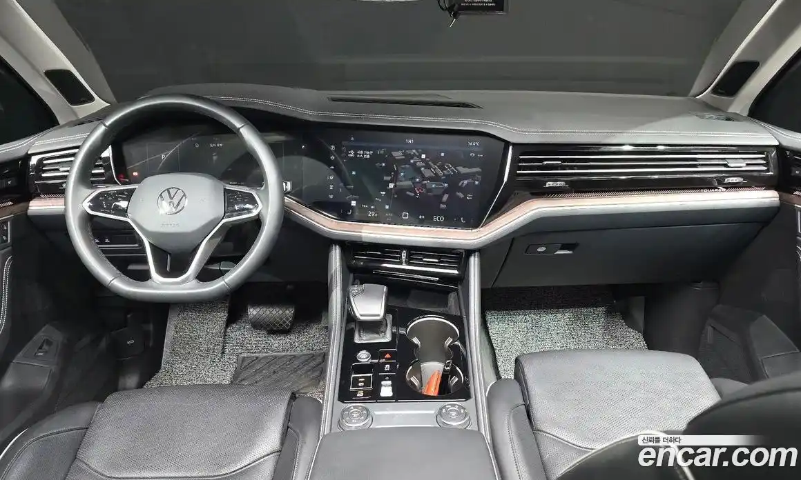 Volkswagen Touareg 2024 3.0 гидро в Москве № 276088, фото 7
