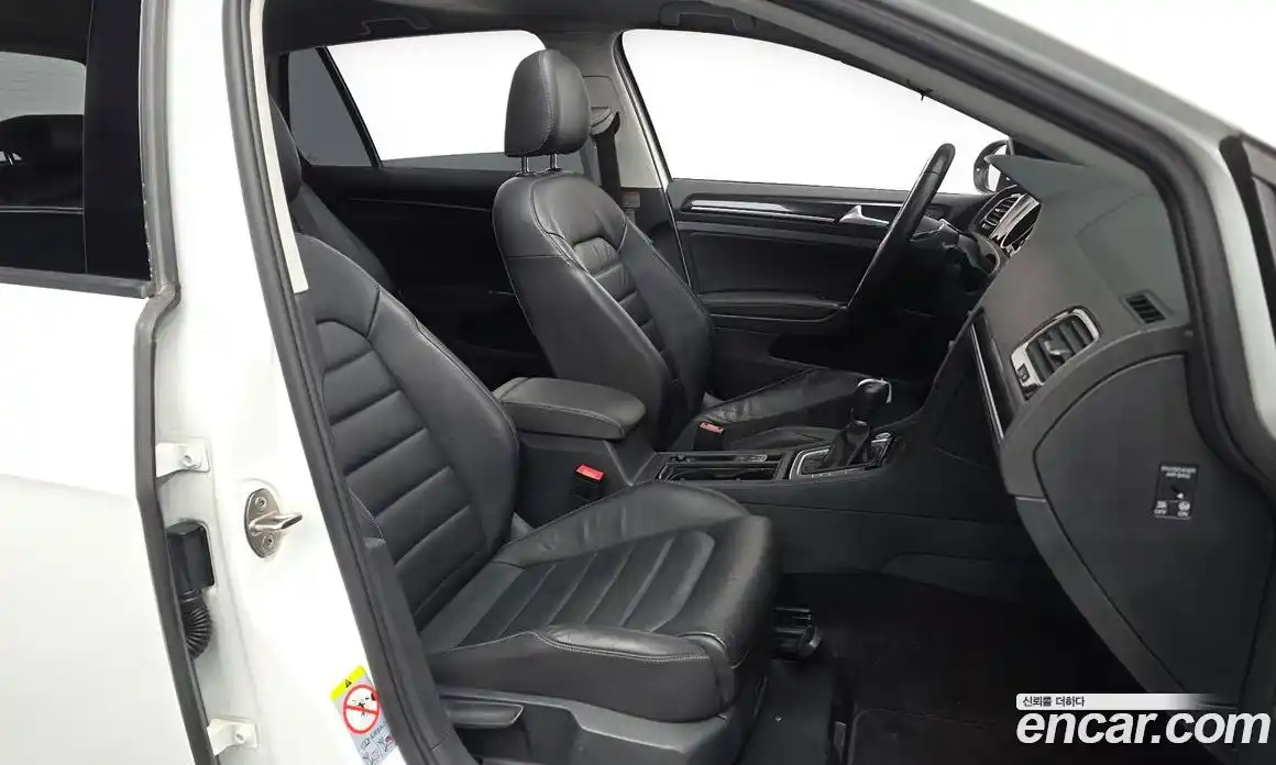 Volkswagen Golf 2015 2.0 гидро в Москве № 277529, фото 11