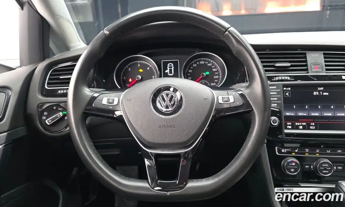 Volkswagen Golf 2015 2.0 гидро в Москве № 277529, фото 13