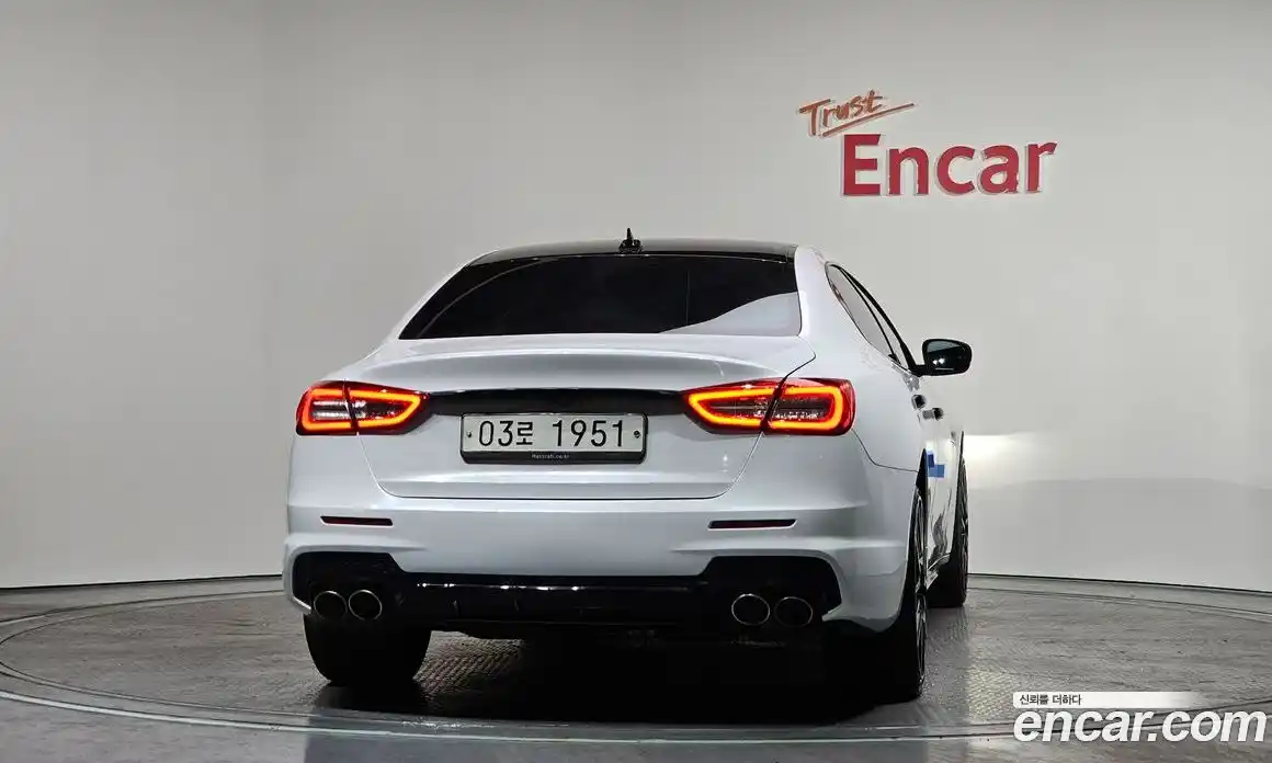 Maserati Quattroporte 2018 3.0 гидро в Москве № 283035, фото 4