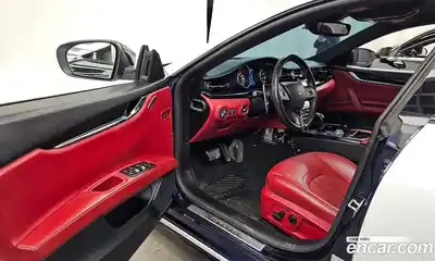 Maserati Quattroporte 2018 3.0 гидро в Москве № 283035, миниатюра 10