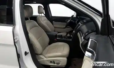 Ford Explorer 2018 2.3 гидро в Москве № 296106, миниатюра 11