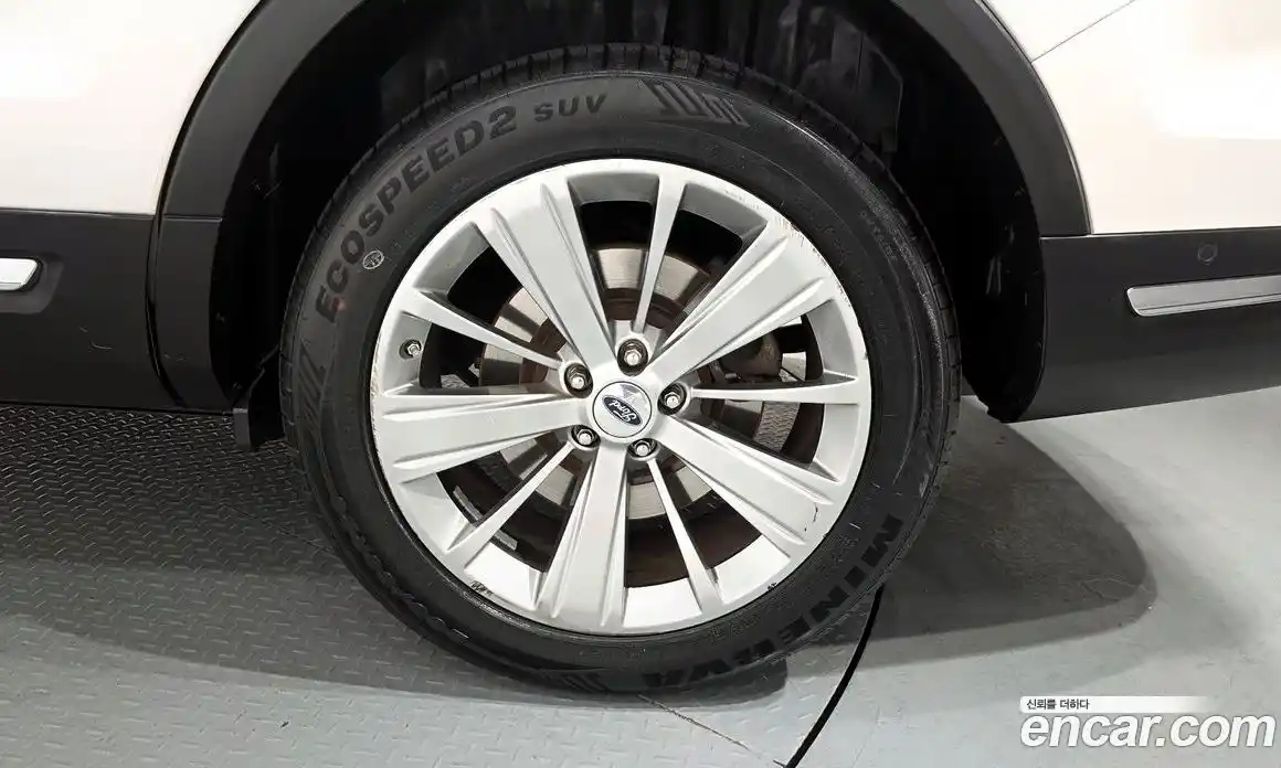 Ford Explorer 2018 2.3 гидро в Москве № 296106, фото 5