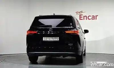 Toyota Sienna 2021 2.5 гидро в Москве № 302623, миниатюра 4