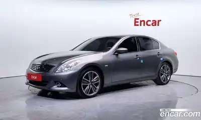 Infiniti G, 2012