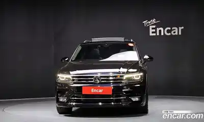 Volkswagen Tiguan 2020 2.0 гидро в Москве № 317841, миниатюра 3