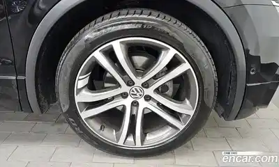 Volkswagen Tiguan 2020 2.0 гидро в Москве № 317841, миниатюра 5