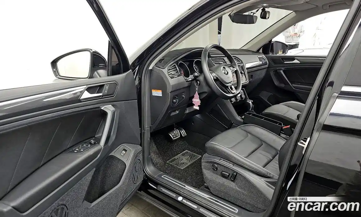 Volkswagen Tiguan 2020 2.0 гидро в Москве № 317841, фото 10