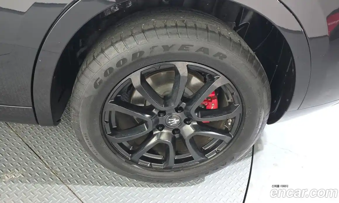 Maserati Levante 2019 3.0 гидро в Москве № 331073, фото 4