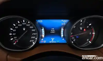 Maserati Levante 2019 3.0 гидро в Москве № 331073, миниатюра 7