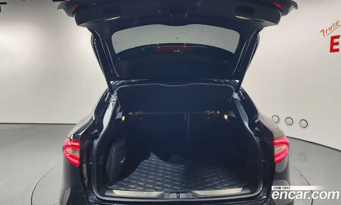 Maserati Levante 2019 3.0 гидро в Москве № 331107, фото 20