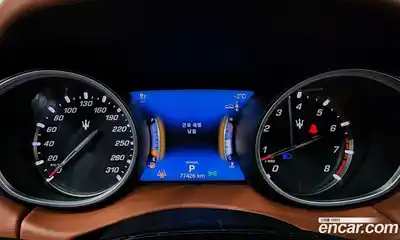 Maserati Levante 2019 3.0 гидро в Москве № 331107, миниатюра 8