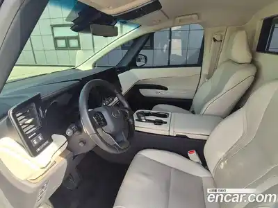 Lexus LM 2024 2.4 гидро в Москве № 466712, миниатюра 7