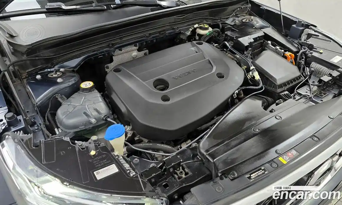Volvo XC40 2021 2.0 гидро в Москве № 497639, фото 6