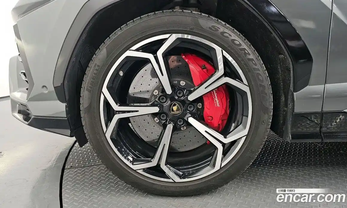 Lamborghini Urus 2020 4.0 гидро в Москве № 500651, фото 5