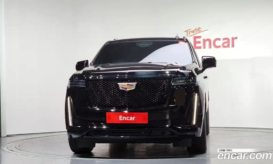 Cadillac Escalade 2022 6.2 гидро в Москве № 500722, фото 3