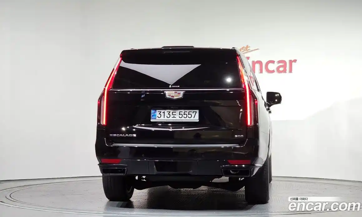 Cadillac Escalade 2022 6.2 гидро в Москве № 500722, фото 4