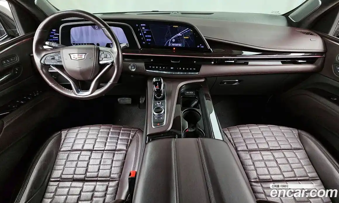 Cadillac Escalade 2022 6.2 гидро в Москве № 500722, фото 7