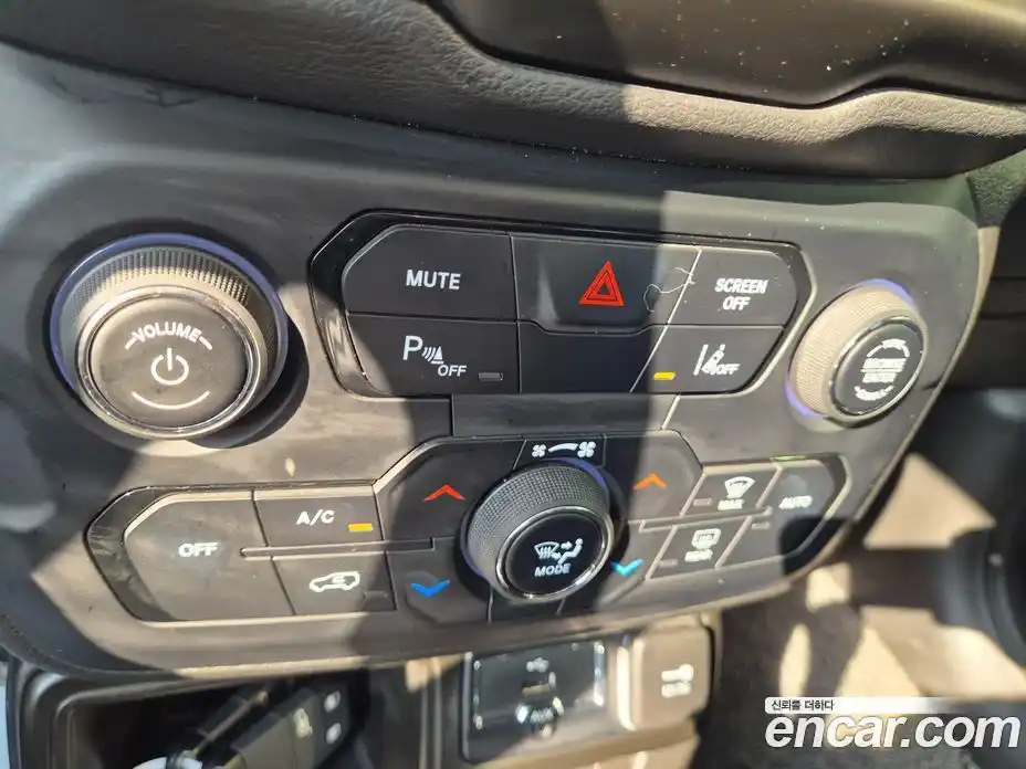 Jeep Renegade 2023 1.3 гидро в Москве № 583082, фото 17