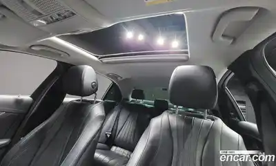 Mercedes-Benz E-Class 2018 2.0 гидро, миниатюра 12