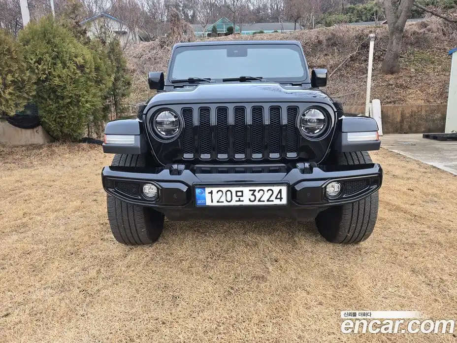 Jeep Wrangler 2022 2.0 гидро в Москве № 676844, фото 3