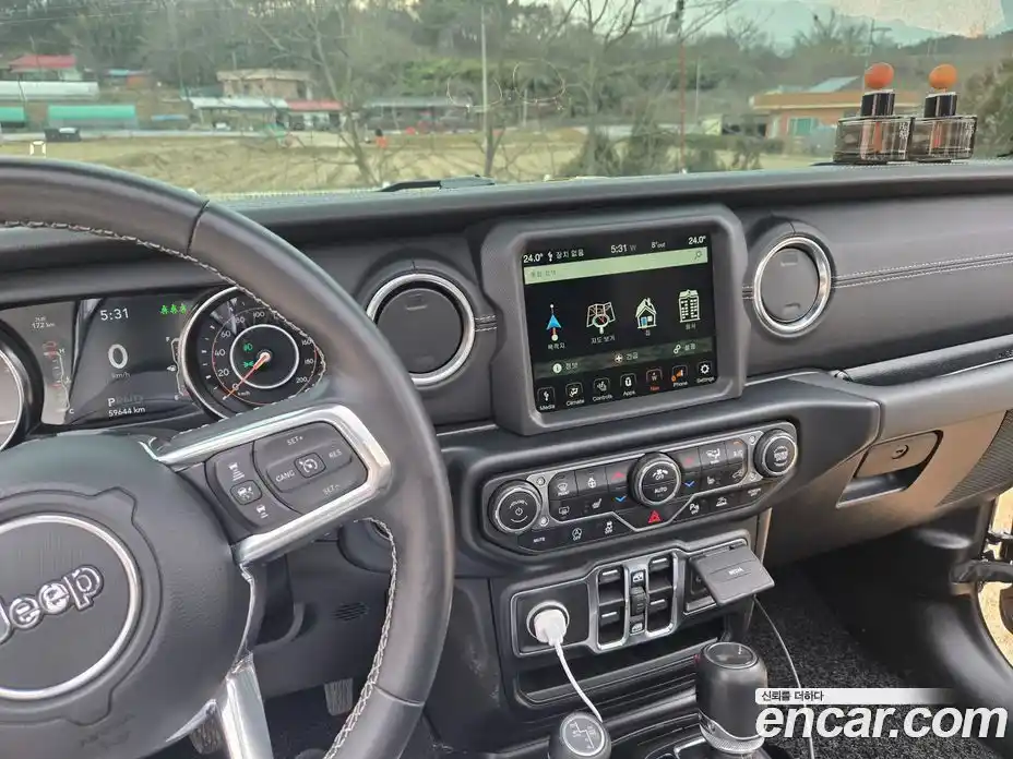 Jeep Wrangler 2022 2.0 гидро в Москве № 676844, фото 8