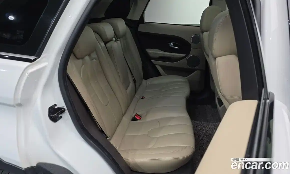 Land Rover Range-Rover Evoque 2015 2.2 гидро в Москве № 724537, фото 12