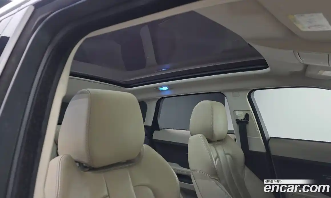 Land Rover Range-Rover Evoque 2015 2.2 гидро в Москве № 724537, фото 18