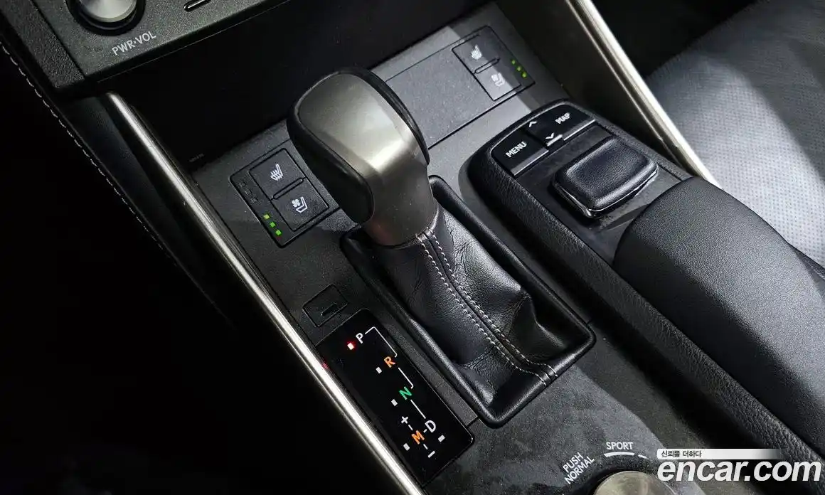 Lexus IS 2016 2.0 гидро в Москве № 766894, фото 9