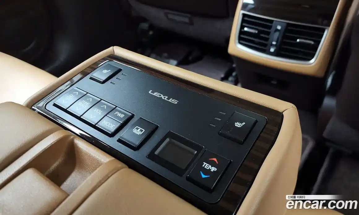 Lexus ES 2018 2.5 гидро в Москве № 766932, фото 19