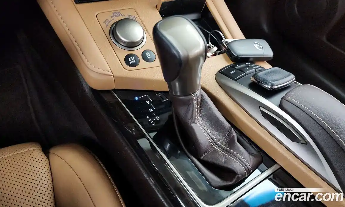Lexus ES 2018 2.5 гидро в Москве № 766932, фото 9