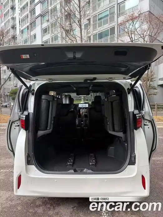 Toyota Alphard 2024 2.5 гидро в Москве № 803260, фото 15