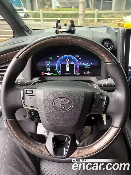 Toyota Alphard 2024 2.5 гидро в Москве № 803260, фото 18