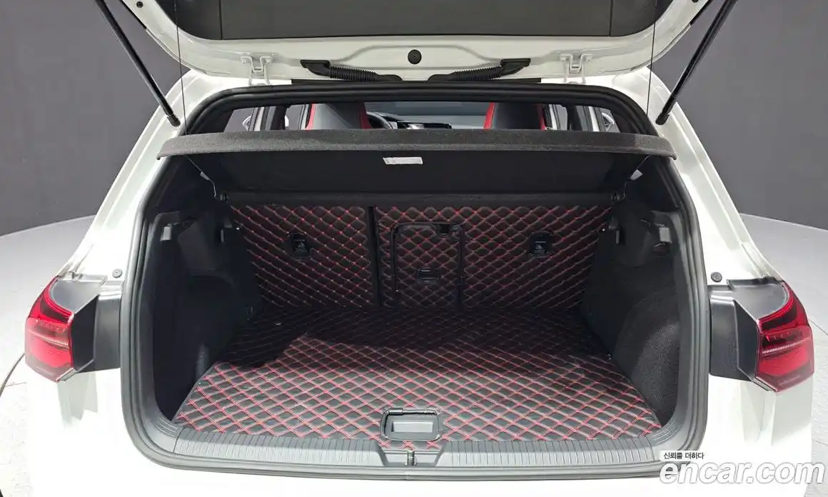 Volkswagen Golf 2024 2.0 гидро в Москве № 862223, фото 20