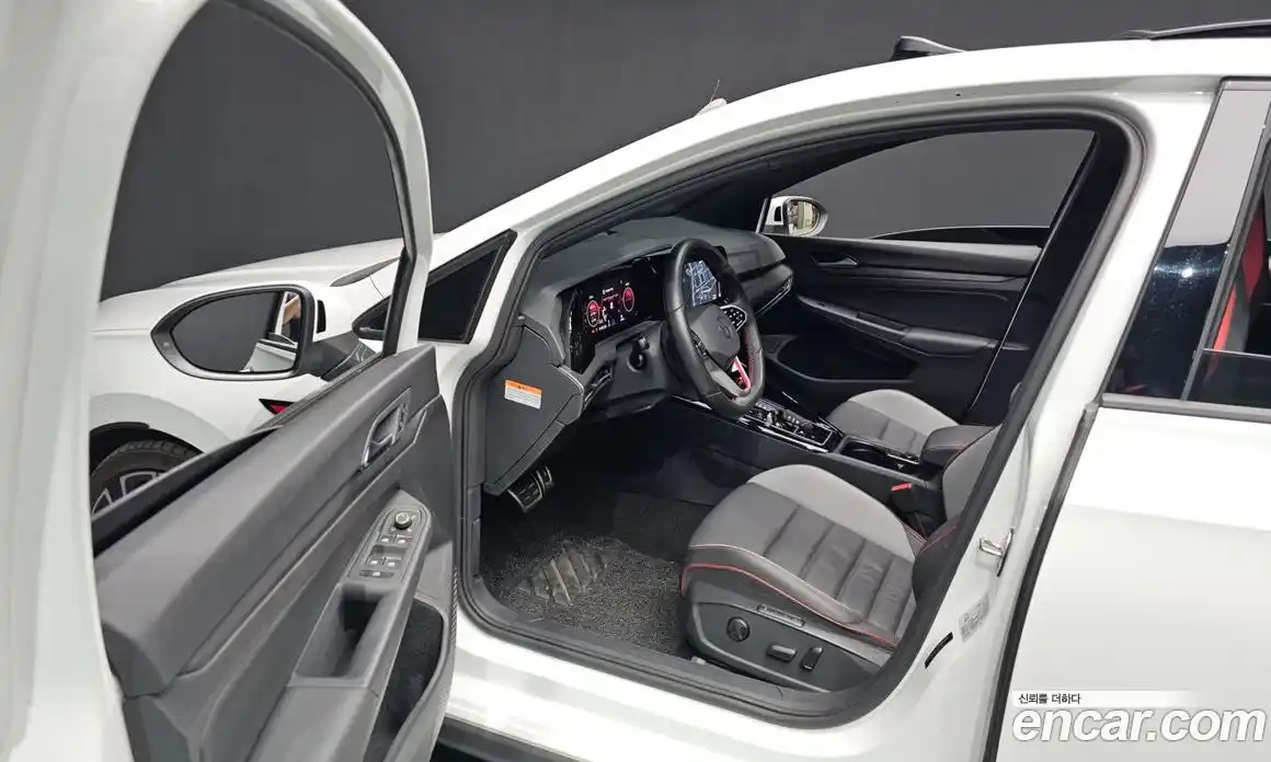 Volkswagen Golf 2024 2.0 гидро в Москве № 862223, фото 10