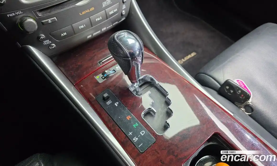 Lexus IS 2008 2.5 гидро в Москве № 895803, фото 9