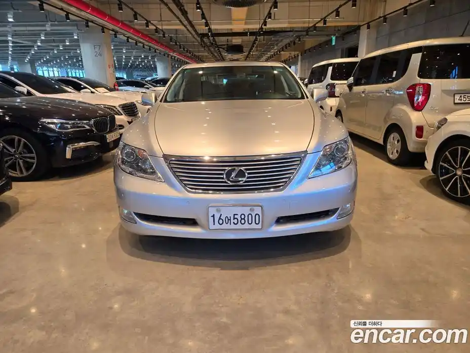 Lexus LS 2009 4.6 гидро в Москве № 895942, фото 3