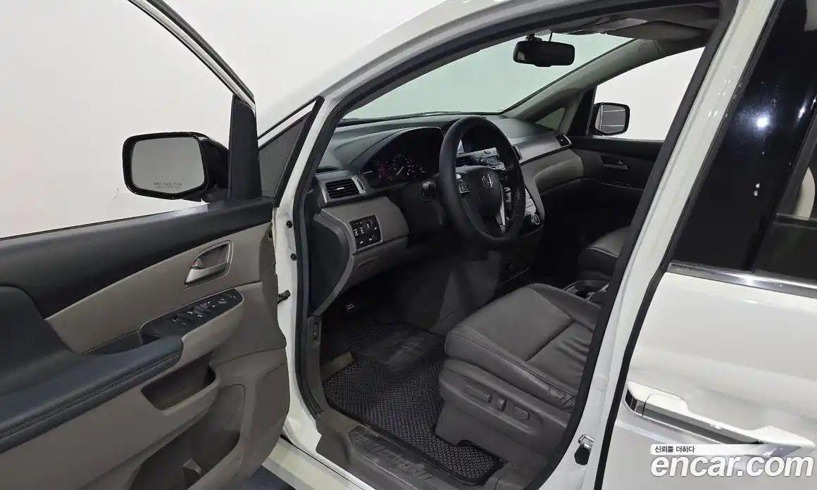 Honda Odyssey 2013 3.5 гидро в Москве № 896794, фото 10