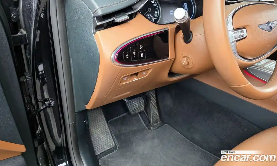 Genesis GV70 2022 2.5 Автомат в Москве № 930842, фото 18