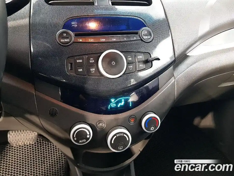 Chevrolet Matiz 2011 1.0 Автомат в Москве № 936983, фото 14