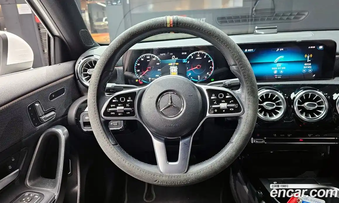 Mercedes-Benz A-Class 2021 2.0 гидро в Москве № 970153, фото 13