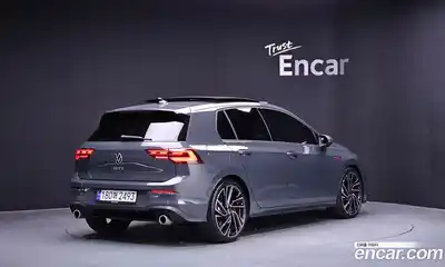 Volkswagen Golf 2024 2.0 гидро в Москве № 976023, миниатюра 2