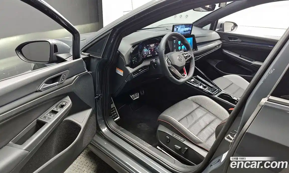 Volkswagen Golf 2024 2.0 гидро в Москве № 976023, фото 10