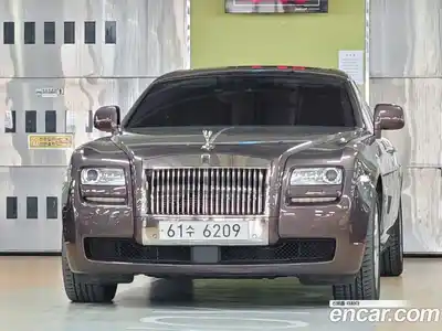 Rolls-Royce Ghost, 2010
