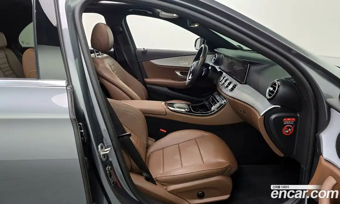 Mercedes-Benz E-Class 2020 2.0 гидро, фото 11