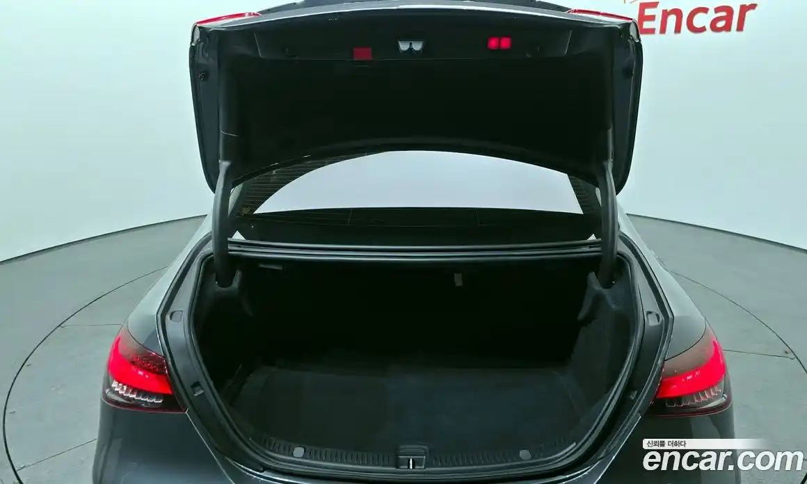 Mercedes-Benz E-Class 2020 2.0 гидро, фото 20