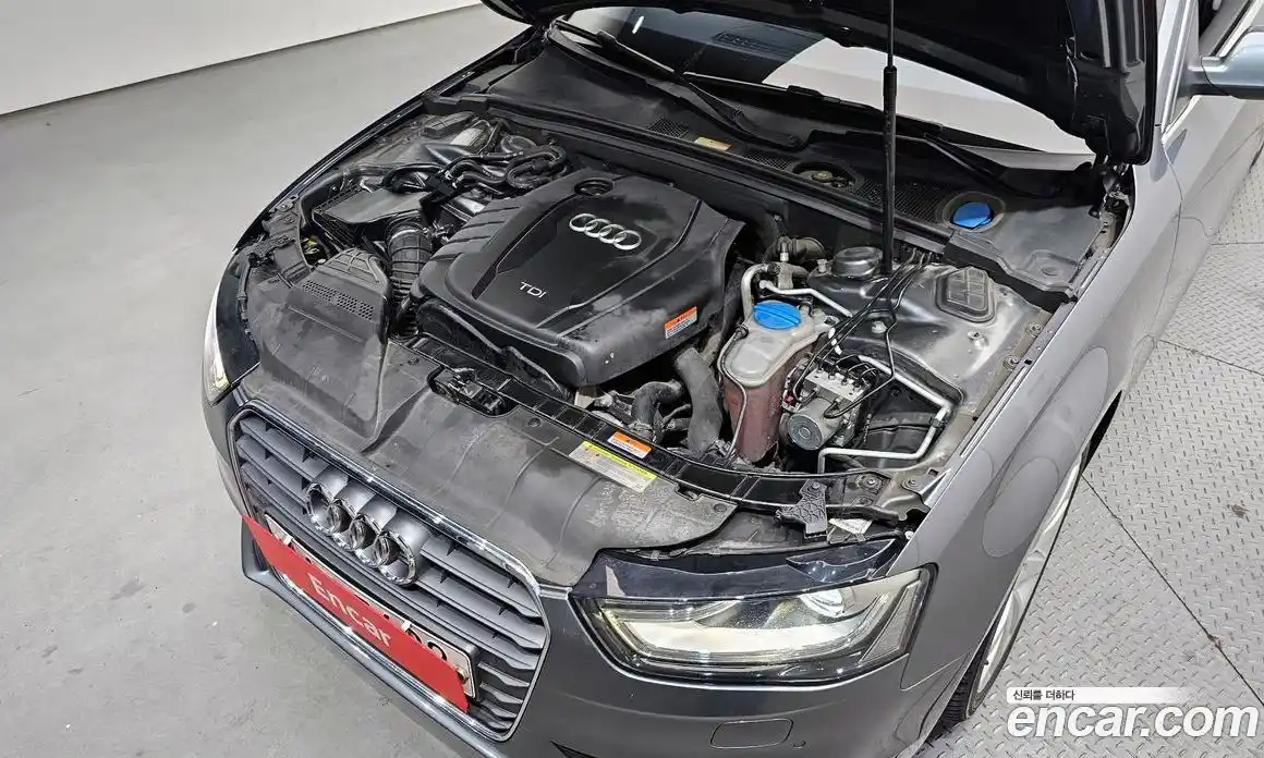 Audi A4 2012 2.0 гидро в Москве № 1007985, фото 6